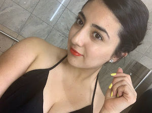 Meet your Posher, Daniela